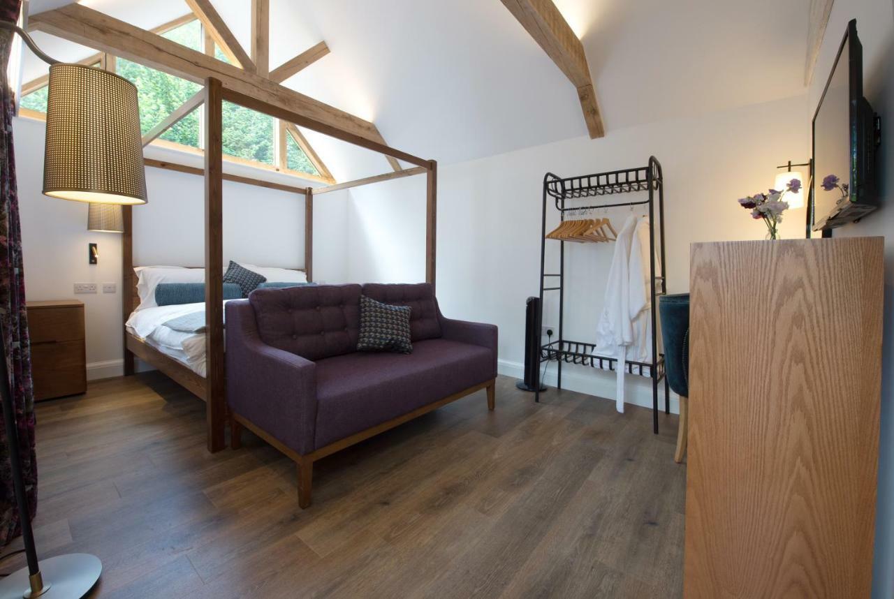 The Withies Inn Godalming Εξωτερικό φωτογραφία