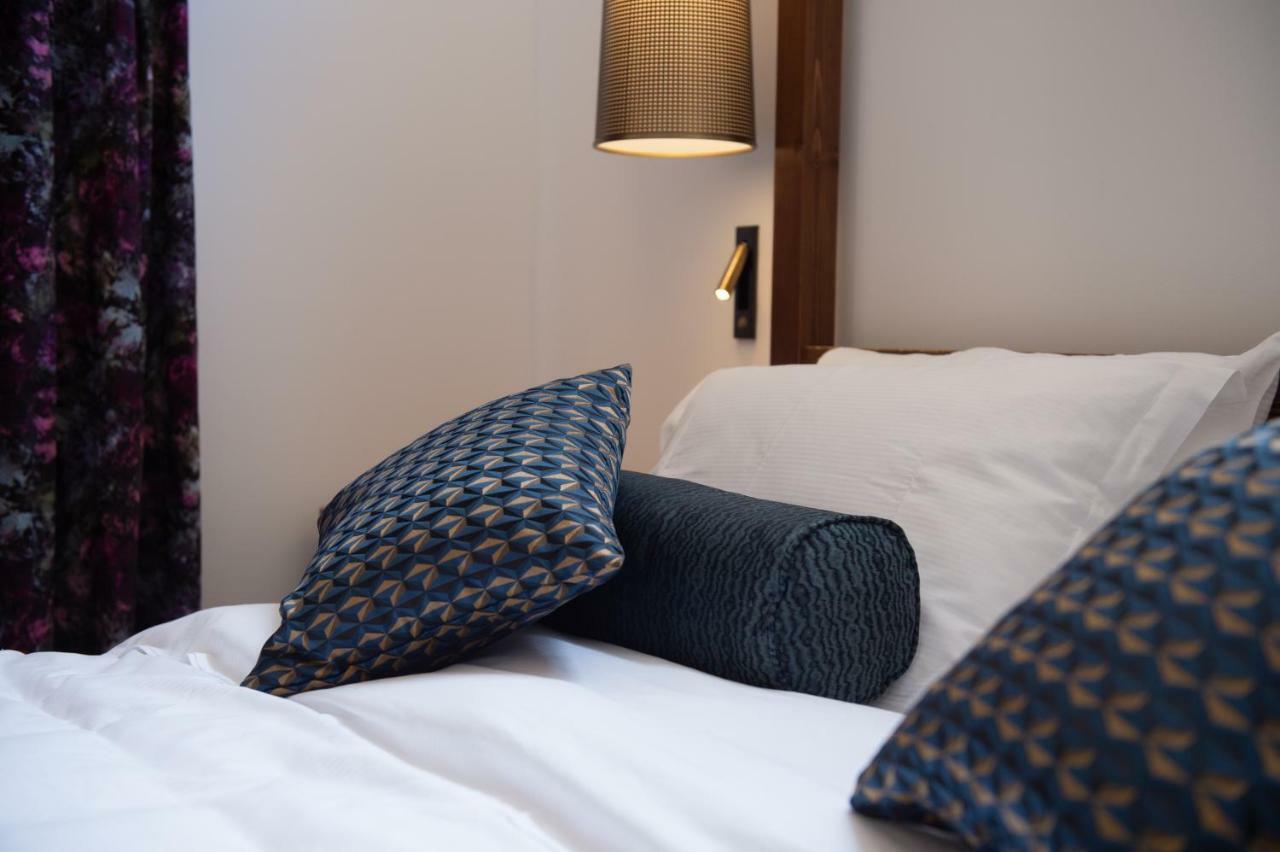 The Withies Inn Godalming Εξωτερικό φωτογραφία